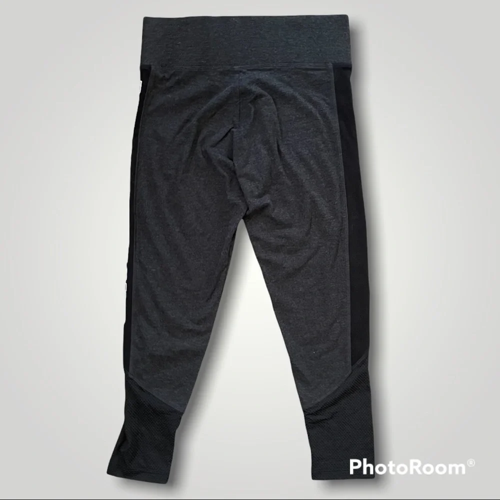 PINK Victoria's Secret Yoga Leggings Dark Heather Gray, Black, with Mesh Panels - Picture 2 of 11